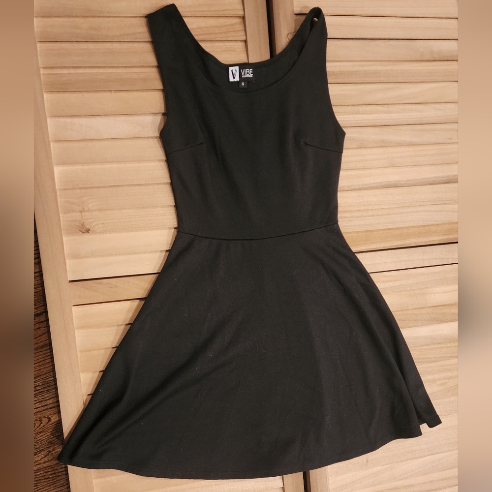 Vibe Black Sleeveless Dress